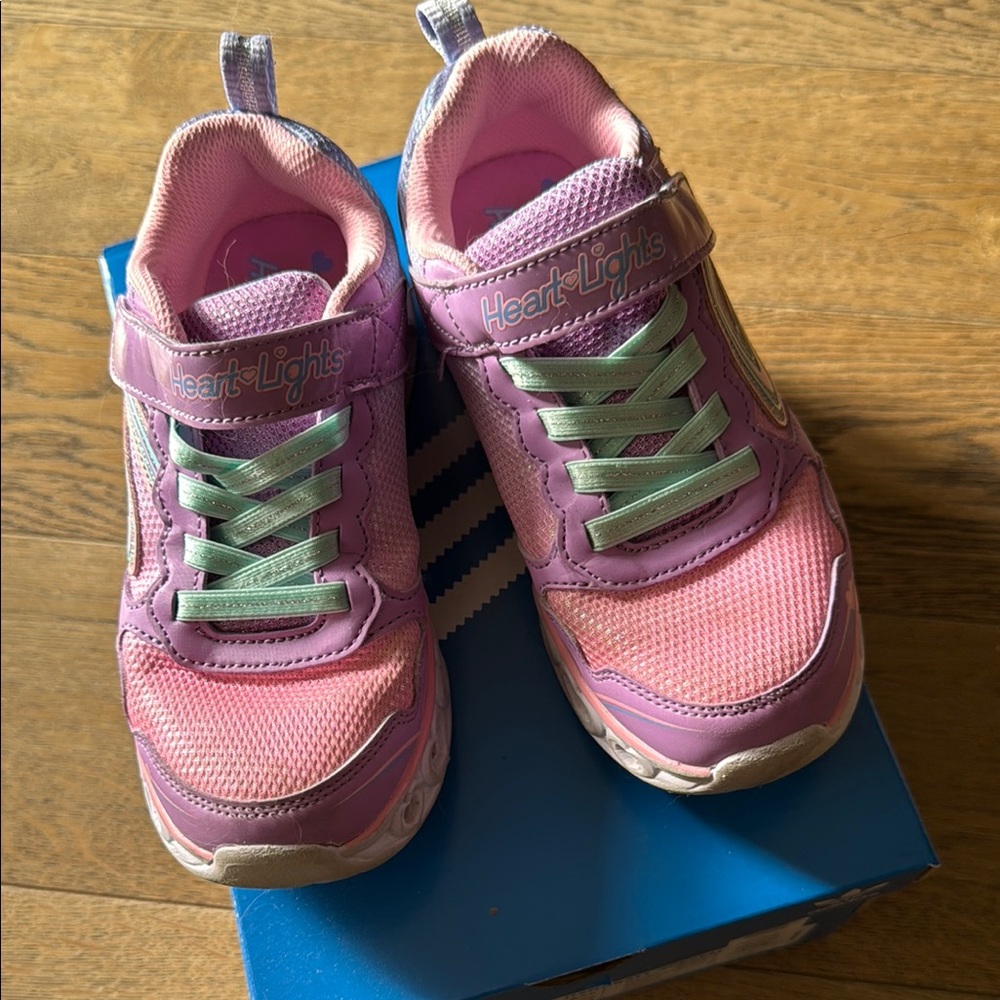 Kids' Light Up Sneakers